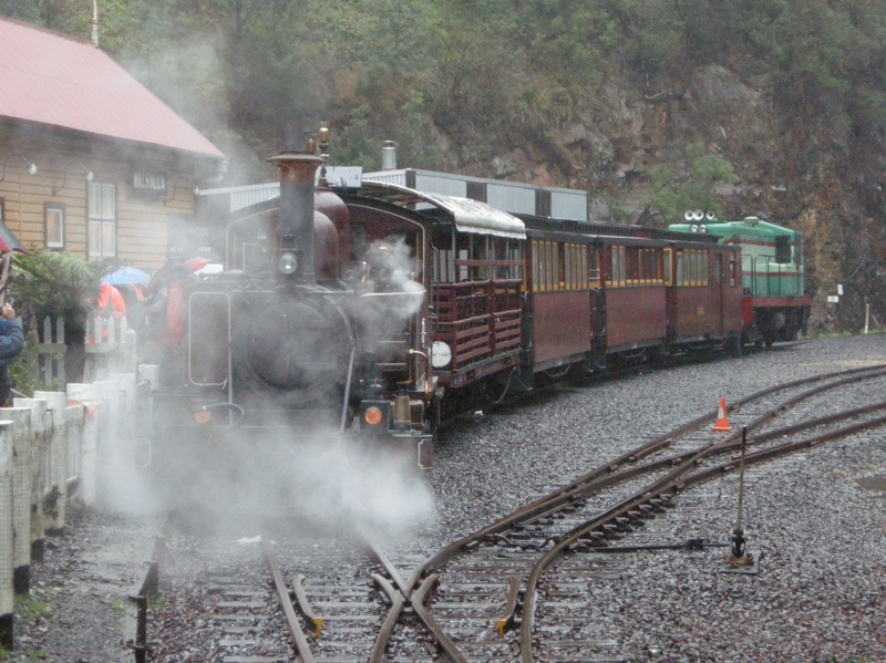 136932: Walhalla Up Empty Cars ex EBR 1001 leading 7A trailing