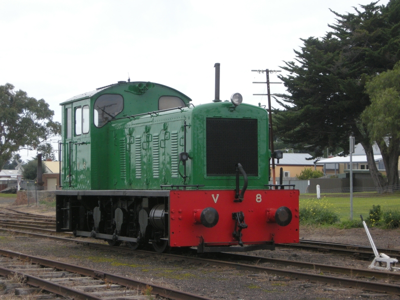 136961: Queenscliff Shunter V 8