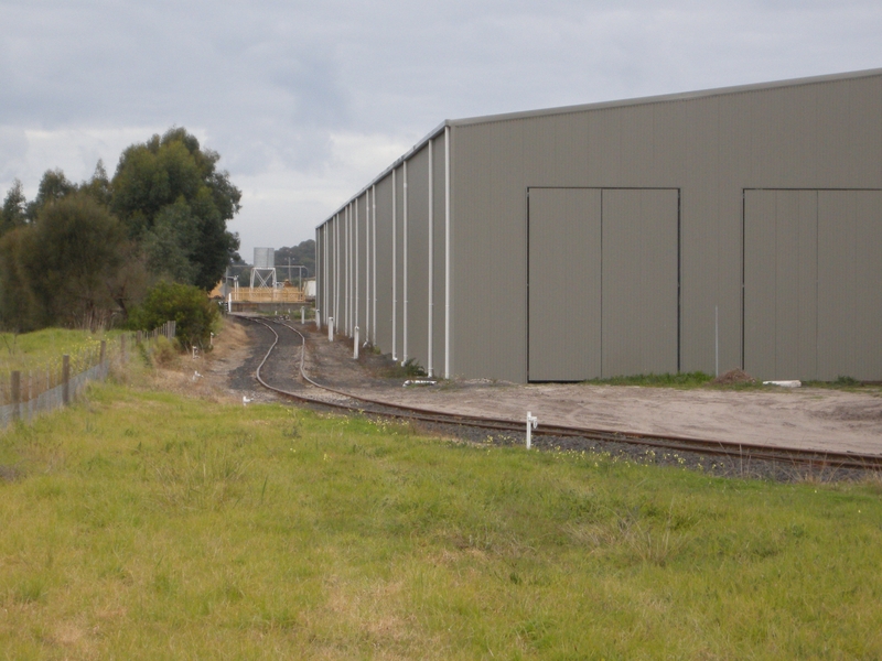 136985: Lakers Siding Looking towards Queenscliff