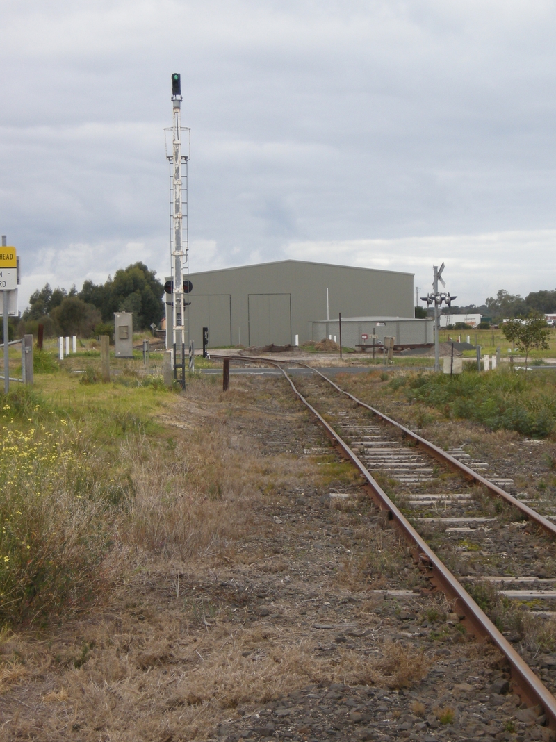 136986: Lakers Siding Looking towards Queenscliff