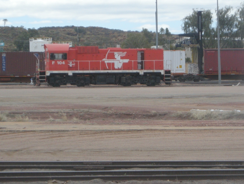 137025: Alice Springs Shunter FJ 104