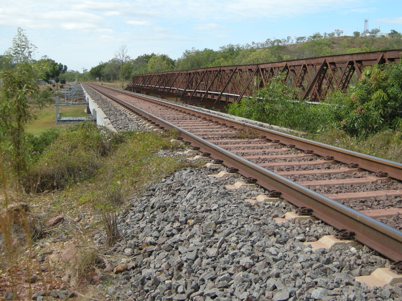 137089: Adelaide River Bridges sg and ng Looking South