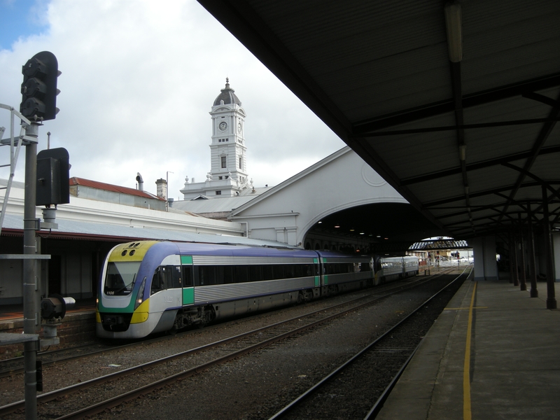 137183: Ballarat Up Passenger VL 06