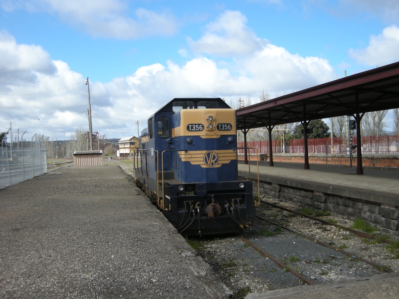 137184: Ballarat T 356