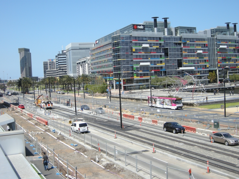 137258: Harbour Esplanade at Etihad Stadium Northbound A2 278