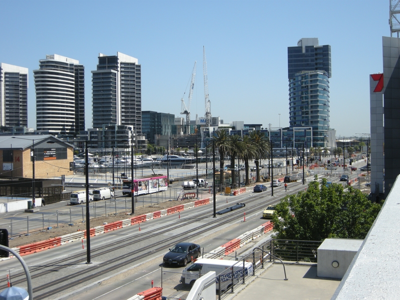 137259: Harbour Esplanade at Etihad Stadium Northbound A2 278