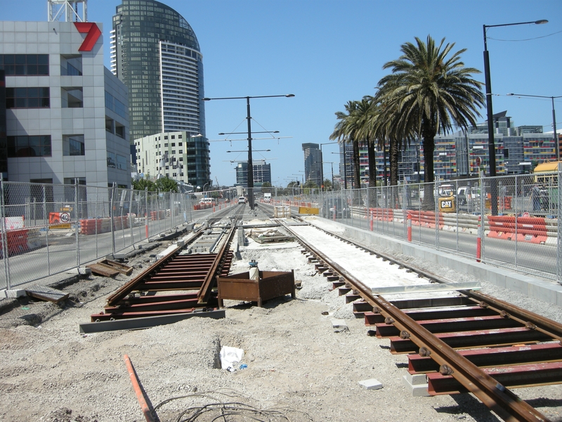 137266: Harbour Esplanade at Latrobe Street View looking South along Deviation