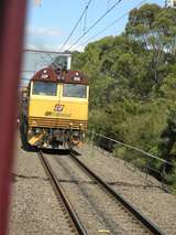 137332: Canterbury - Campsie Eastbound Freight LDP 008 leading