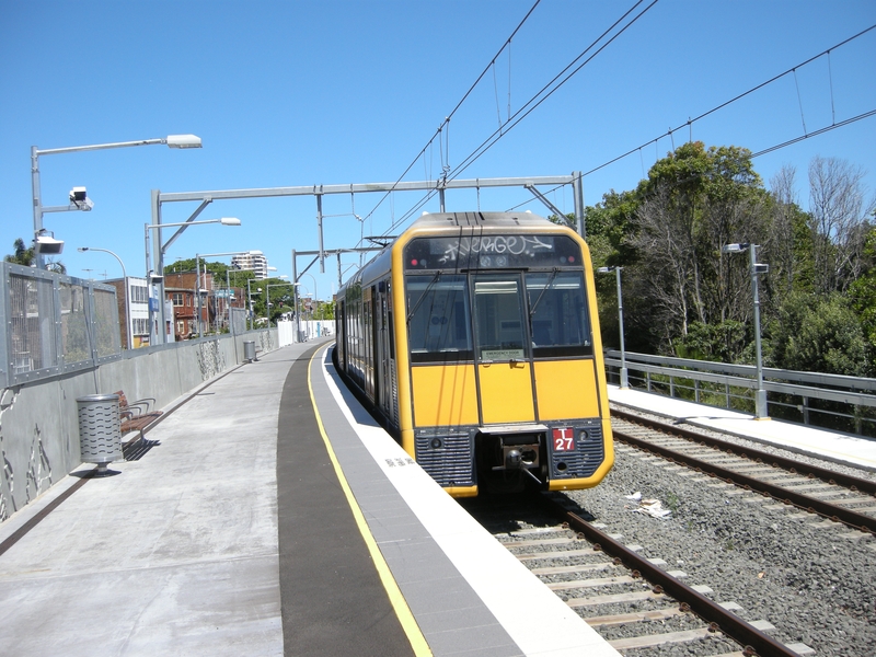 137345: Cronulla Up Suburban 8-car Tangara