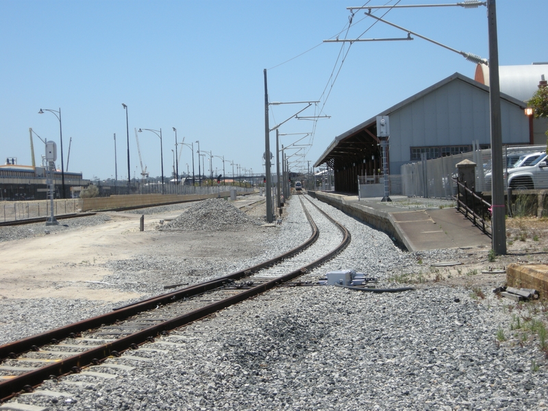 137357: Fremantle Looking towards Perth