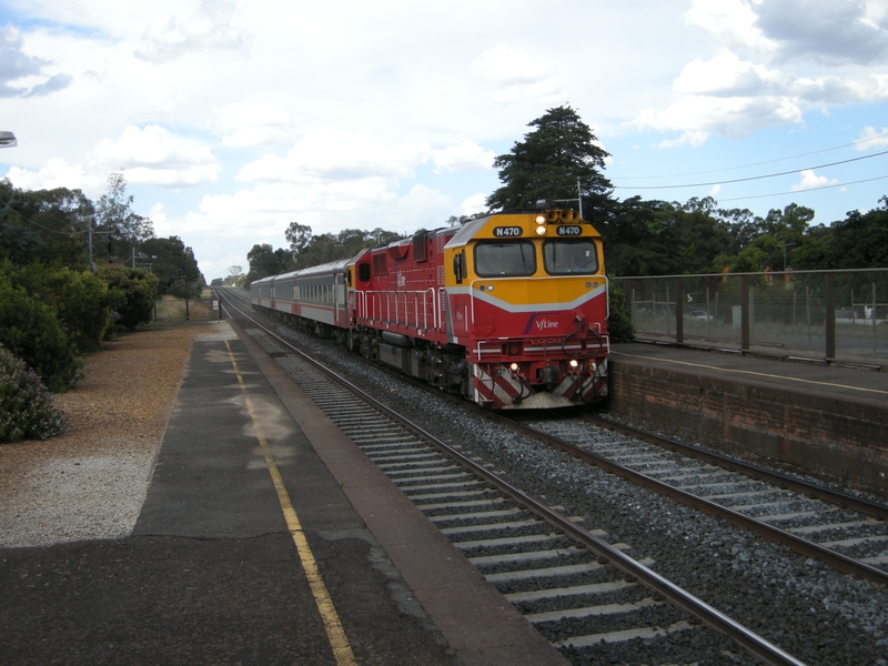 137478: Tallarook Up Passenger from Shepparton N 470