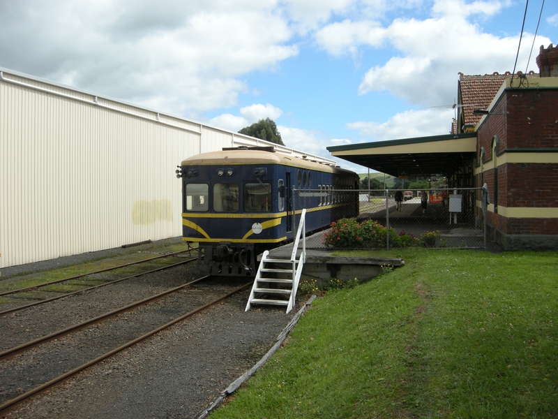 137521: Korumburra Shunter 61 RM