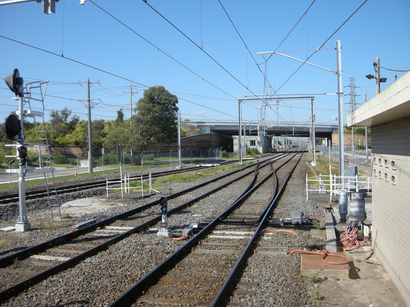 137553: Westall Looking towards Dandenong from Platforms