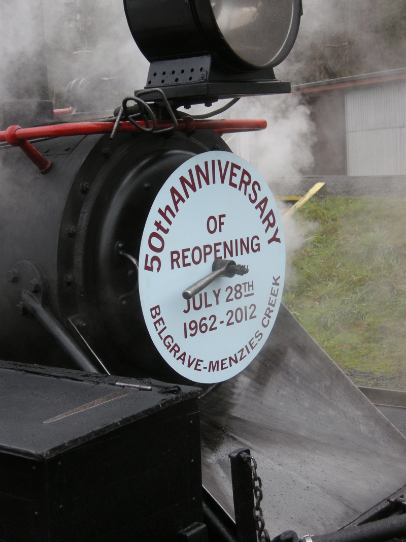 137607: Belgrave 50th Anniversary Special to Menzies Creek 14A (with 7A's plates),