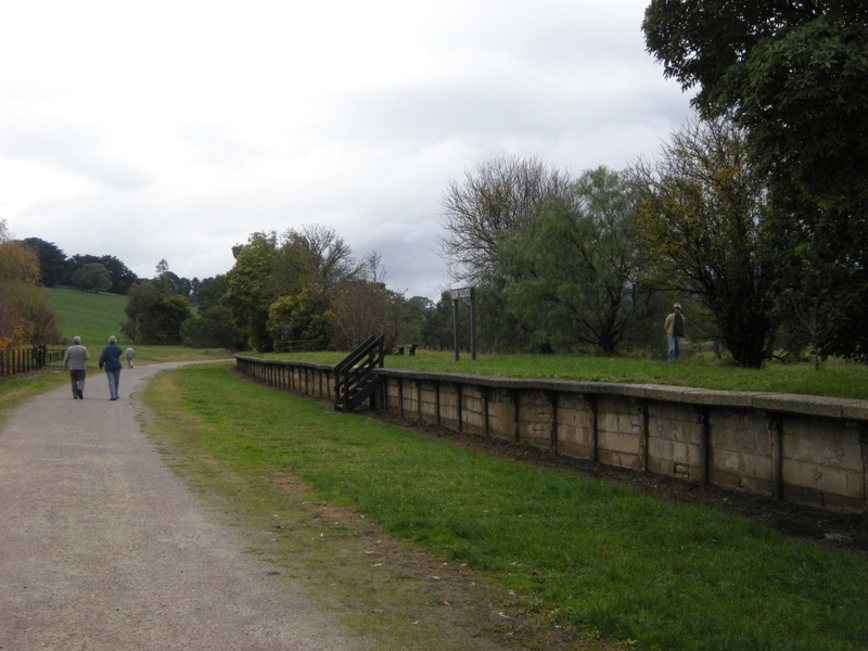 137671: Warburton Rail Trail Woori Yallock Station looking West