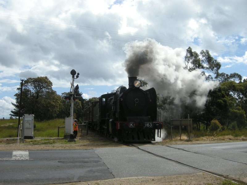 137774: Bungower Road Level Crossing 3:30 pm Passenger to Moorooduc K 163