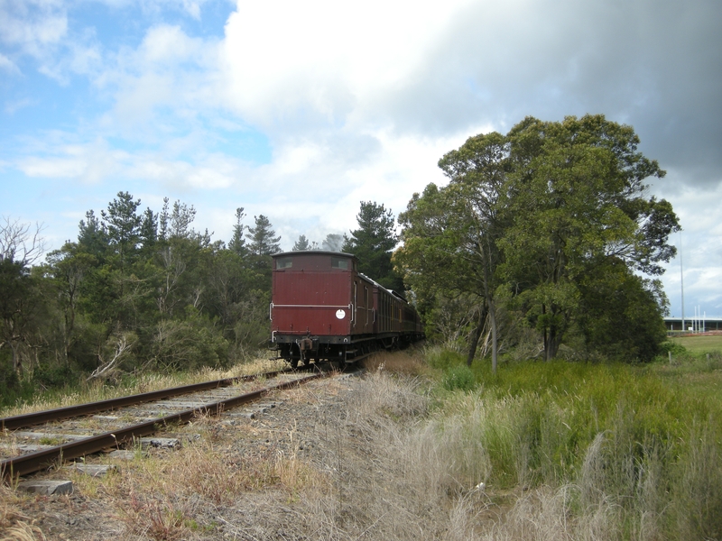 137775: Bungower Road Level Crossing 3:30 pm Passenger to Moorooduc