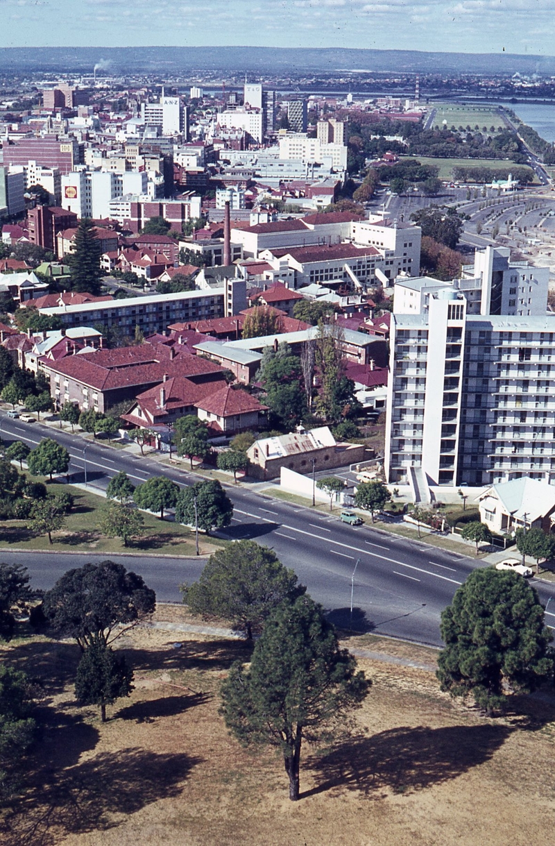 400150: Perth WA viewed from Government Offices