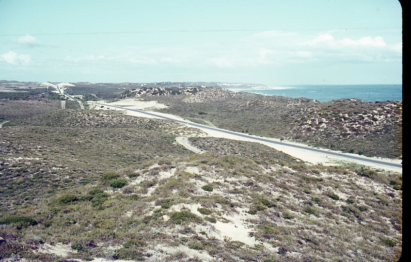 400159: Yanchep Beach WA looking South