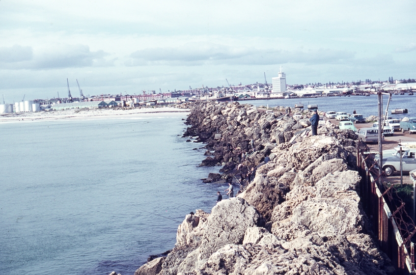 400210: Fremantle Harbour WA North Mole