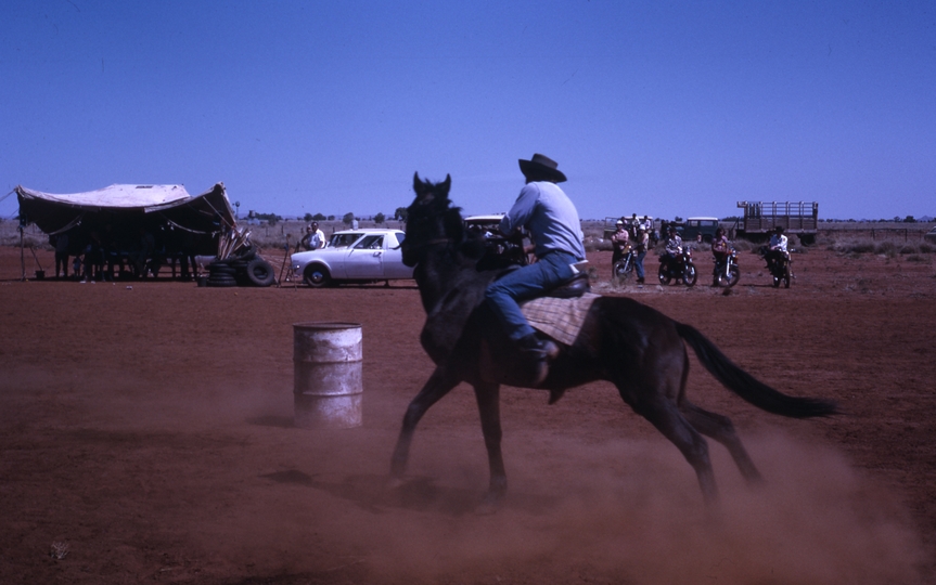 400282: Coongan Station WA Gymkana Horseriding event