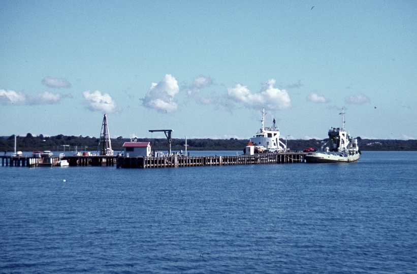 400408: Stony Point Victoria Jetty viewed from ferry