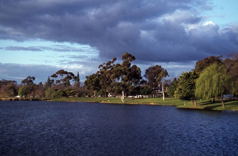 400453: Bendigo Victoria Lake Weroona