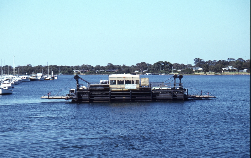 400467: Paynesville Victoria Ferry to Raymond Island