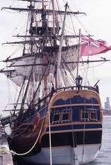 400647: Port Melbourne Victoria Station Pier Replica Cook's Endeavour