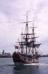 400652: Port Melbourne Victoria Replica Cook's Endeavour setting out from Station Pier