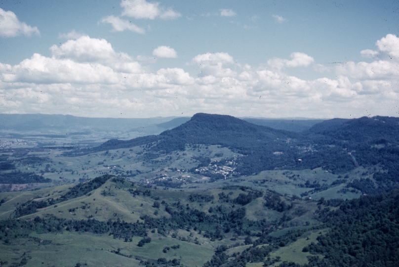 400663: Mount Keira Lookout NSW View looking South