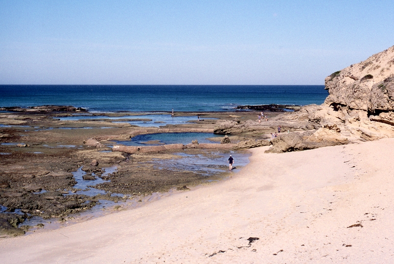 400746: Sorrento Victoria Back Beach looking towards rock pool