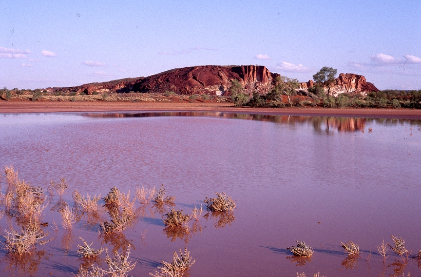 400800: Rainbow Valley NT