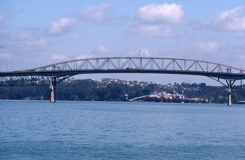 400822: Auckland Harbour Bridge North Island NZ