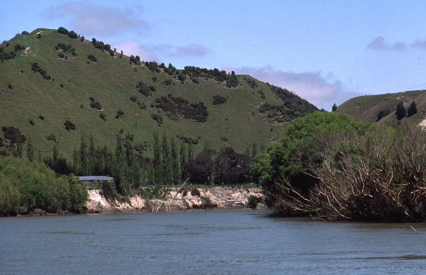 400838: Wanganui River North Island NZ View looking upstream