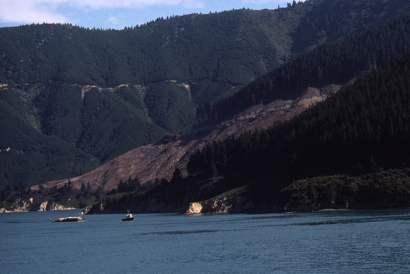 400854: Queen Charlotte Sound South Island NZ