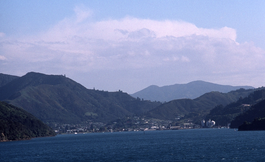 400858: Picton Harbour South Island NZ Viewed from arriving ferry