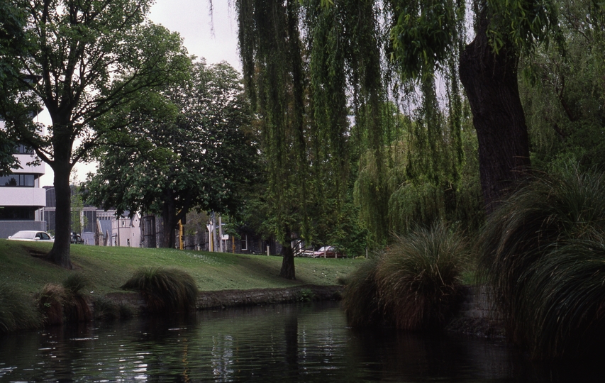 400886: Christchurch South Island NZ Avon River downstream from Worcester Boulevard