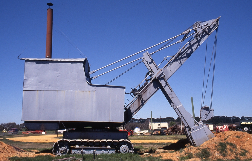 400960: Lake Goldsmith Victoria Fyansford Shovel