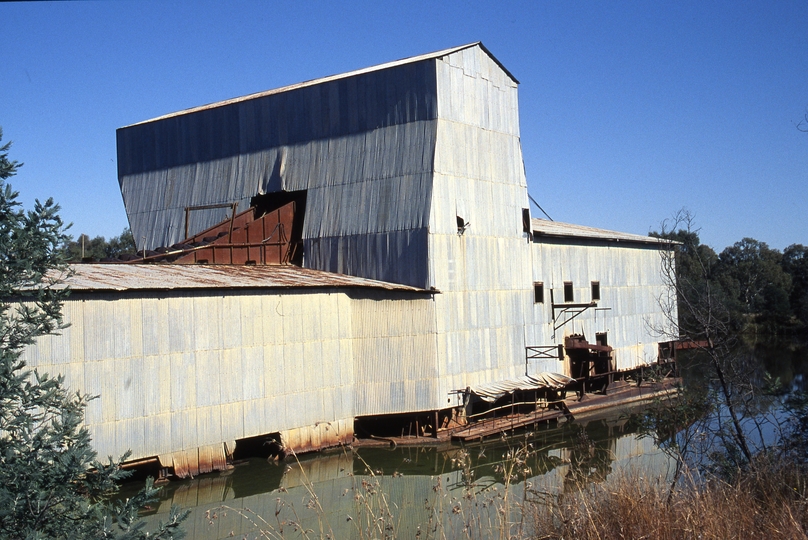 400975: El Dorado Victoria Cocks El Dorado Gold Dredge