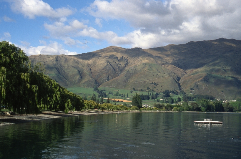 401009: Lake Wanaka  South Island NZ