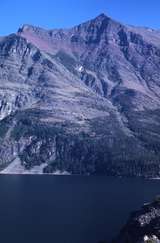 401172: Glacier Park MT US Lake St Mary and Mountains