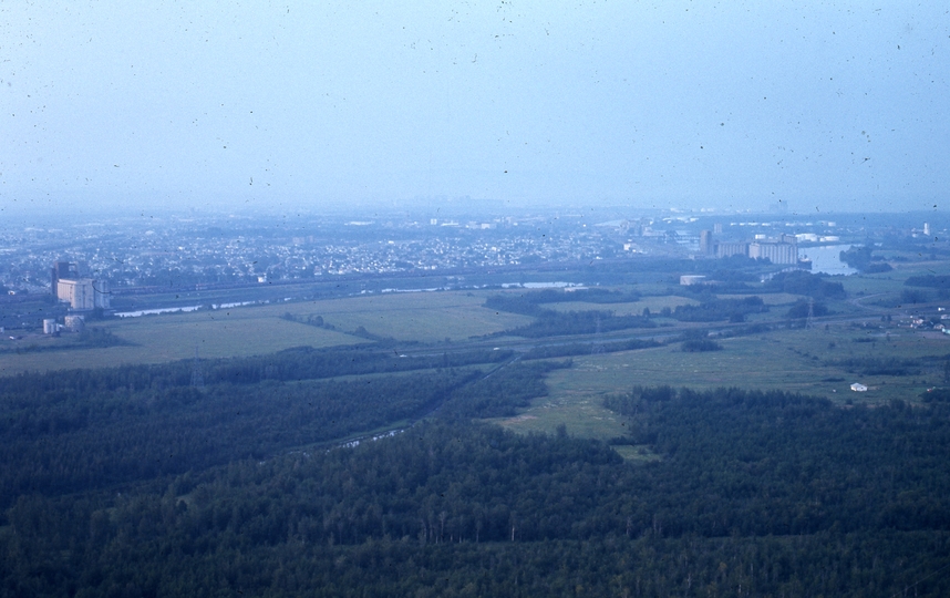 401178: Thunder Bay ON Canada viewed from Mount Mackay