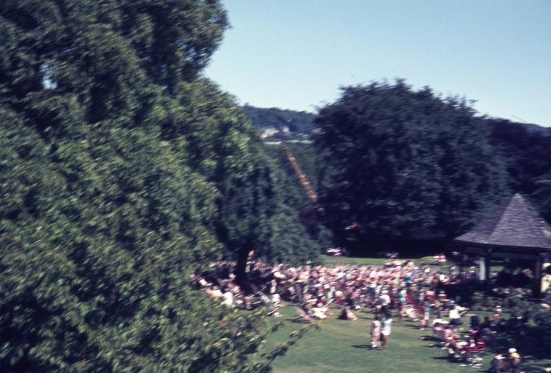 401350: Bath Somerset England North Parade Gardens