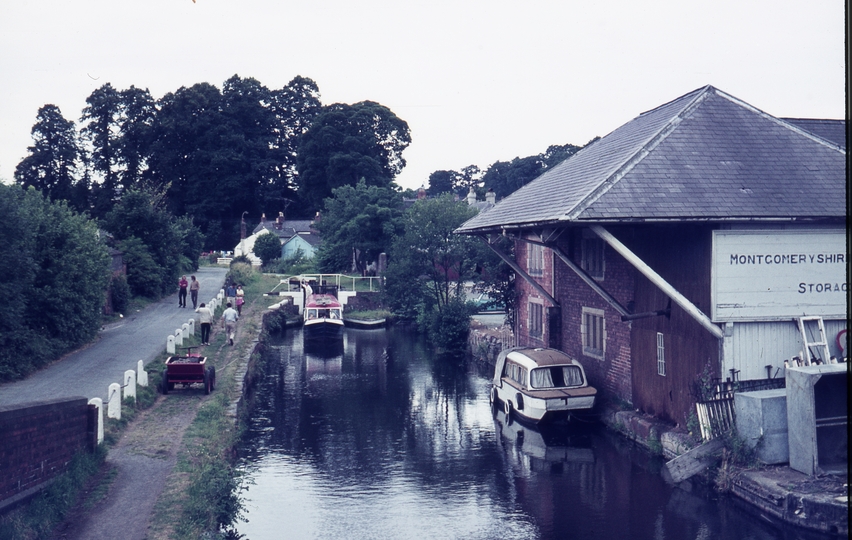 401366: Welshpool Montgomeryshire Wales Canal