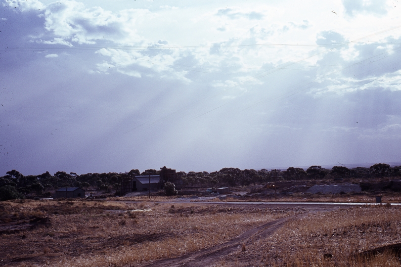 401541: Near Southern Cross Western Australia Disused Mine near Great Eastern Highway Photo Wendy Langford