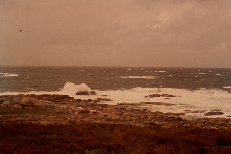 401628: Cape Leeuwin Western Australia Southern Ocean Left Indian Ocean Right Photo Wendy Langford