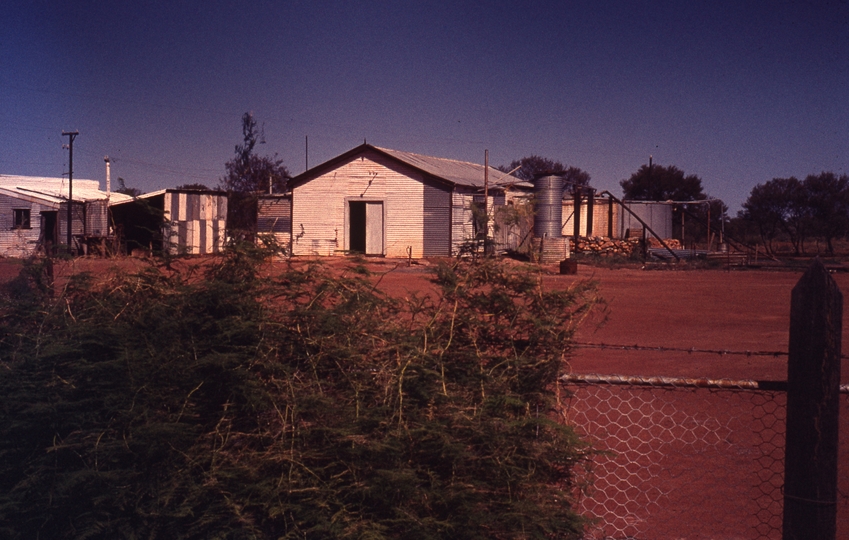 401698: Meekatharra Western Australia Nature Reserve query Photo Photo Wendy Langford