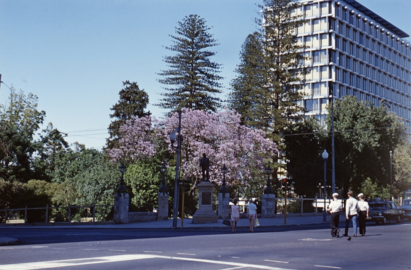 401740: Perth Western Australia Council House and Gardens Photo Wendy Langford